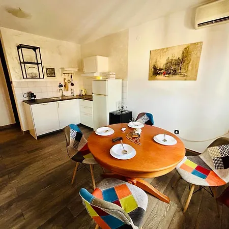 Fly By Suite - Zagreb Airport - 0-24H Self Check In&Out - Parking On Site Velika Gorica Exteriér fotografie